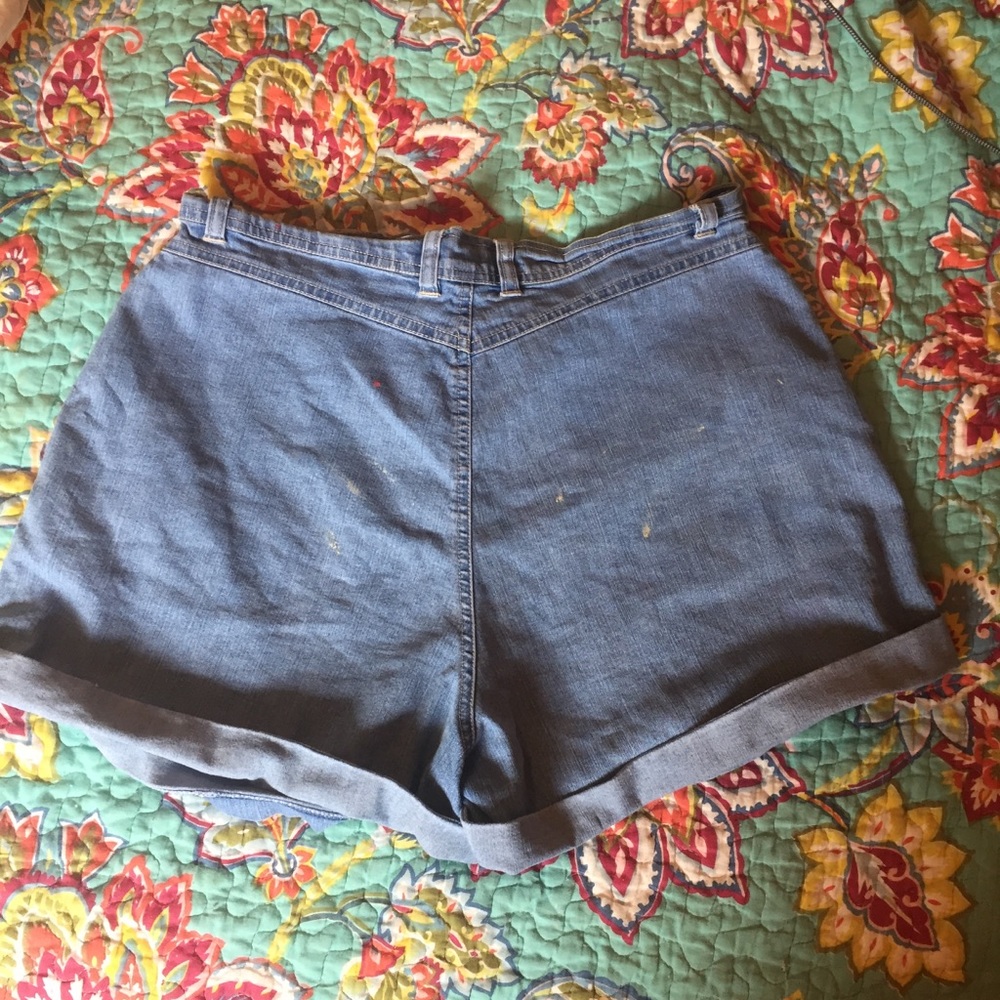 Feminist high waist shorts - Picture 2 of 2